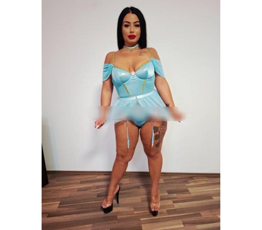 Escorts Glasgow Glasgow City Centre - Glasgow - Photos for ONLY OUTCALL❌️KARLAA🌸CURVY&BRUNETTE🌹🌹