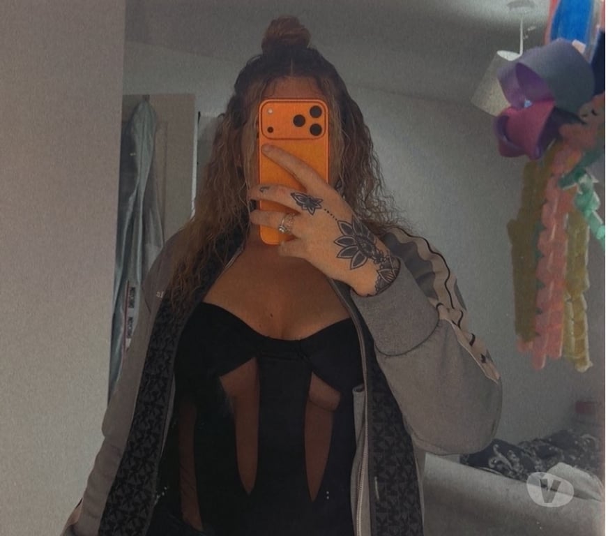 Escorts Cardiff Cardiff City Centre - Cardiff - Photos for Brunette English girl Good service. GFE party girl!!