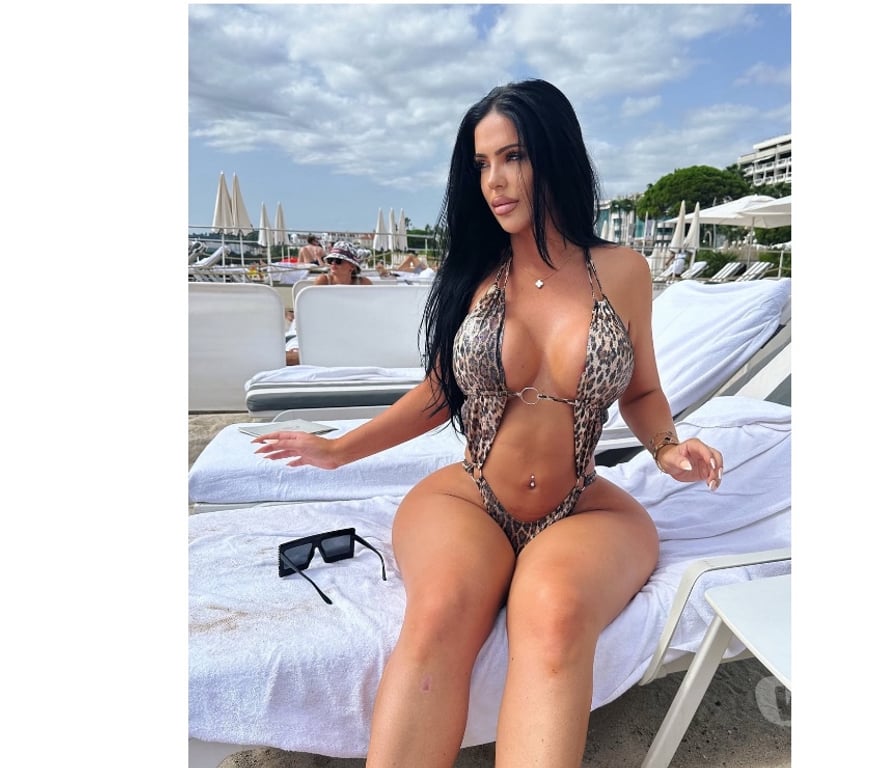 Escorts Bristol Bristol City Centre - Bristol - Photos for BRUNETTE BRAZIL PARTY🎉🇧🇷🍾🥂🎊