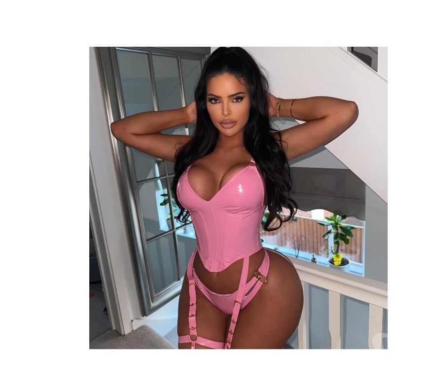 Escorts Bristol Bristol City Centre - Bristol - Photos for BRUNETTE BRAZIL PARTY🎉🇧🇷🍾🥂🎊