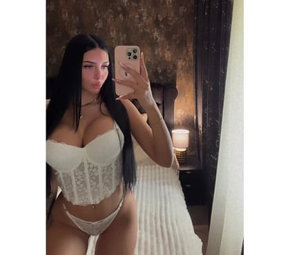 Escorts High Wycombe Buckinghamshire - Photos for new brunette in town no rush