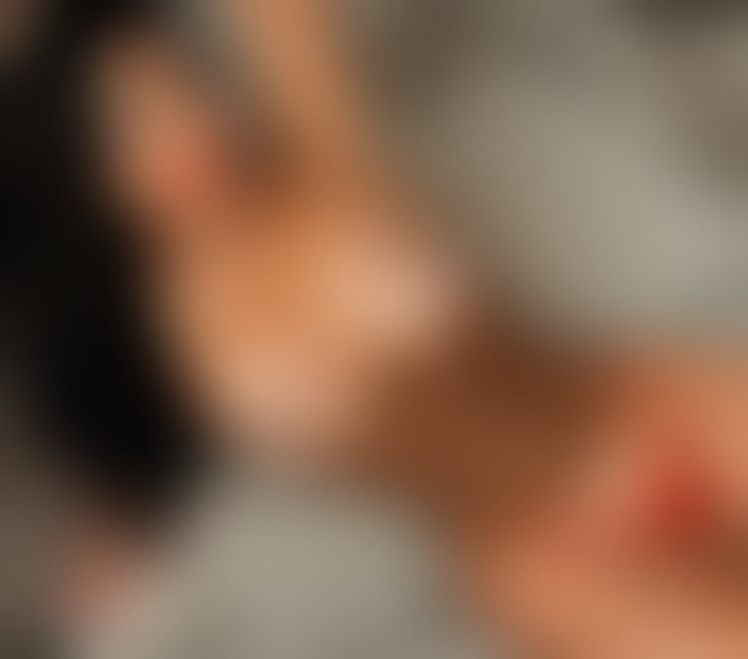 Escorts West Sussex Worthing - Photos for Valentina Morena with a big butt