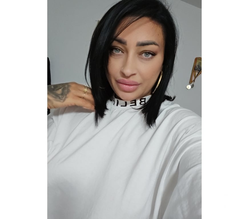 Escorts Bedfordshire Luton - Photos for Sayra new in you town