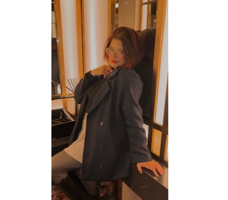 Escorts West London Hammersmith (Dist&Picc Line) Station - West London - Photos for Jenny, 21 years old.