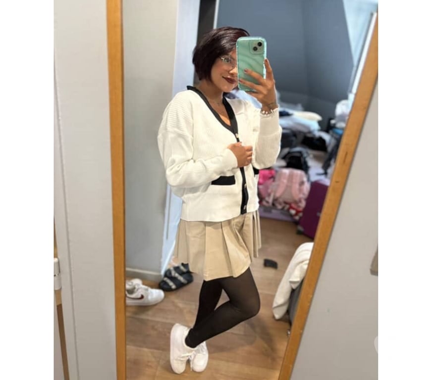 Escorts West London Hammersmith (Dist&Picc Line) Station - West London - Photos for Jenny, 21 years old.