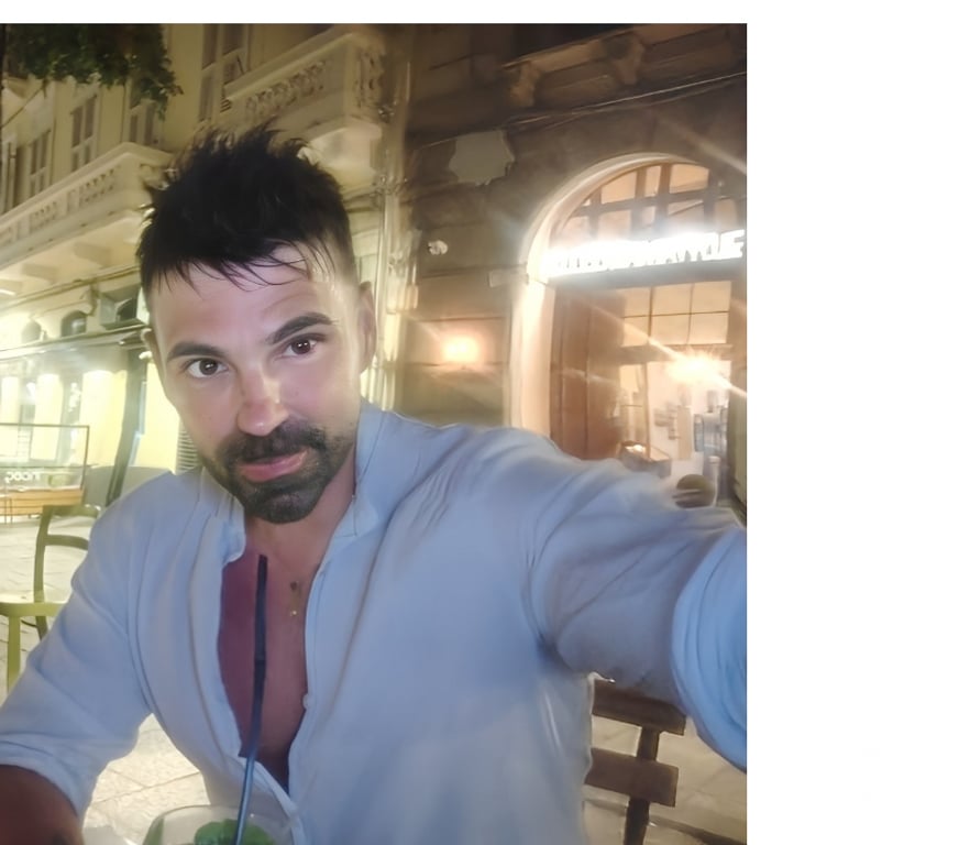 Escorts Fife Kirkcaldy - Fife - Photos for Straight male escort service for ladies