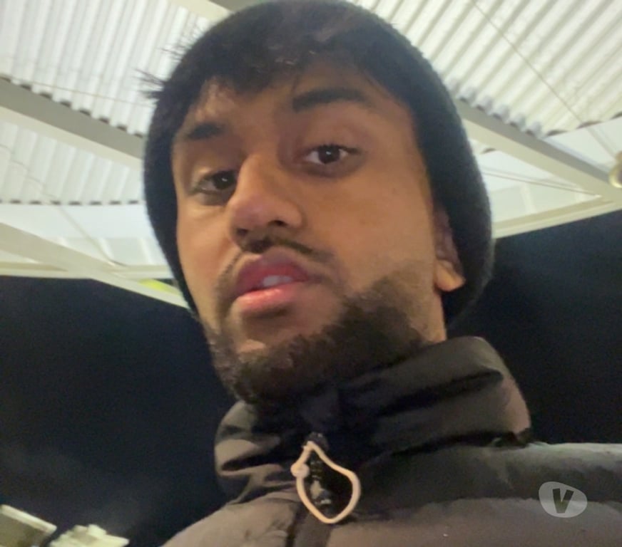 Escorts Greater Manchester Oldham - Photos for Brunette escort- females only!