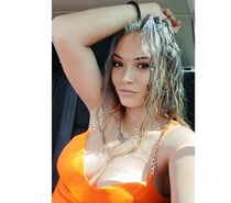 Hi guys i'm clara new here party Girl