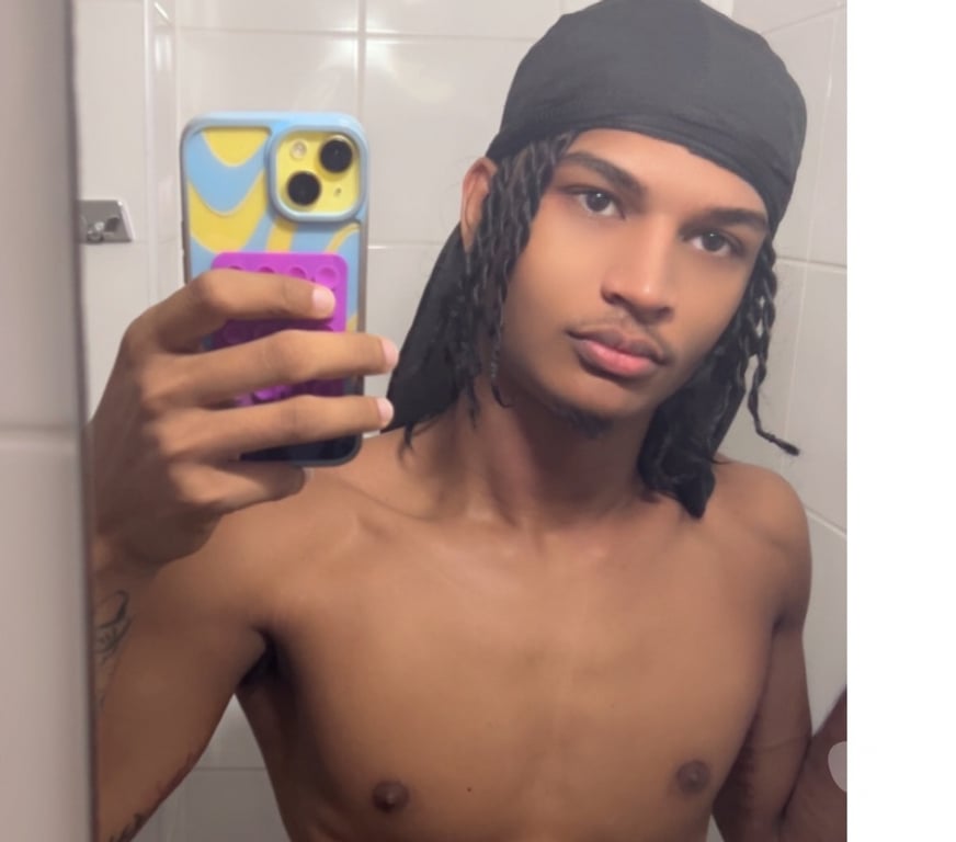 Gay massage West Midlands Birmingham - Photos for Beauty and the beast