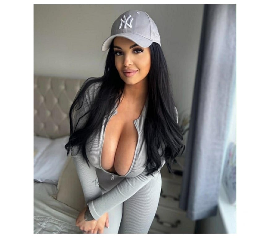 Escorts Nottinghamshire Nottingham - Photos for CURVY&TASTY AIDA⚜️ NO RUSH! PARTY GIRL 🥂