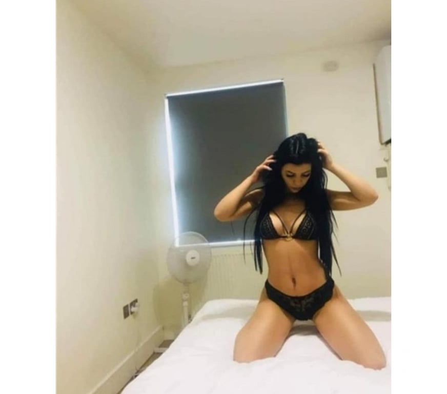 Escorts Surrey Woking - Photos for Full Hot Girl🌸Incall🌸PARTY🌸