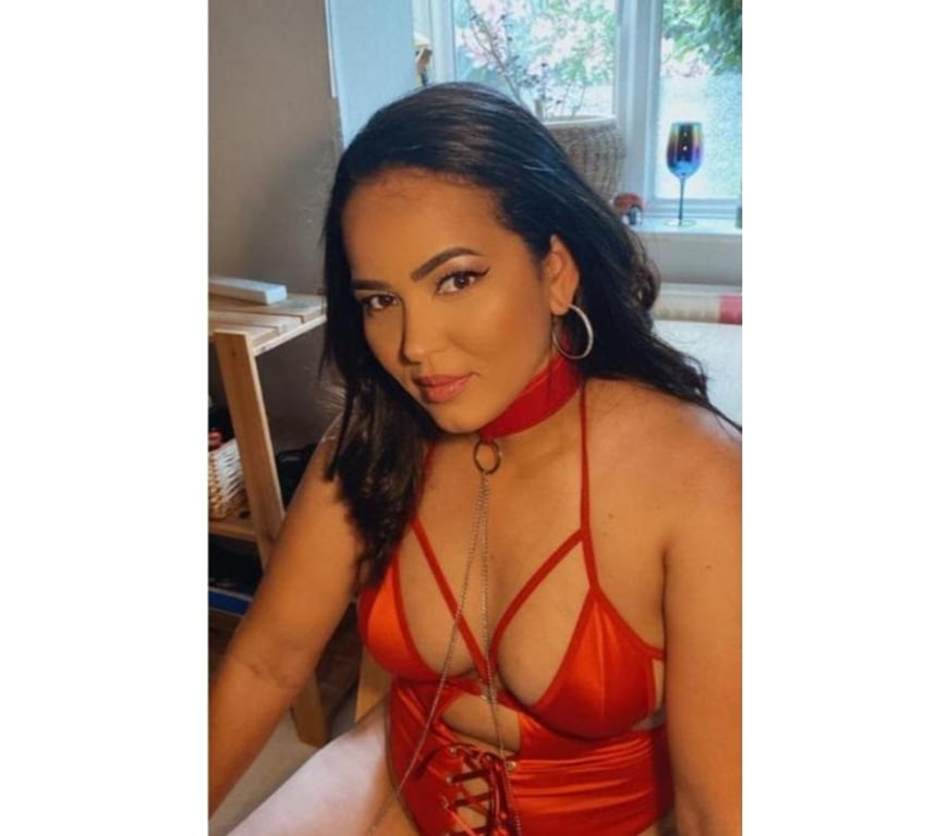 Escorts Essex Epping Forest - Photos for MAYA BRAZILIAN PARTY GIRL