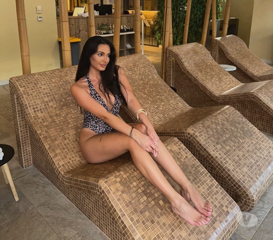 Escorts Lancashire West Lancashire - Photos for CARLA 💫 LUXURY COMPANION 🔥 CLASSY