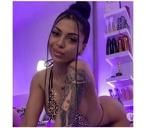 Selyn 💖NEW IN TOWN