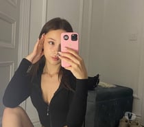 Hot independent brunette available in town🫦