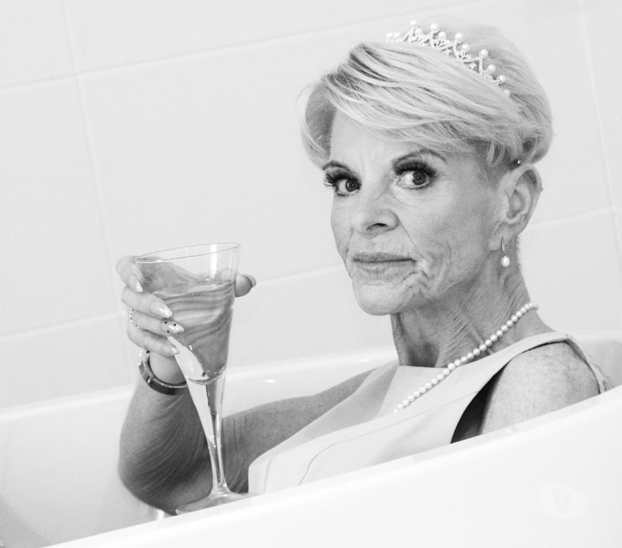 Escorts South Yorkshire Sheffield - Photos for Slim petite mature escort size 6 8,34D