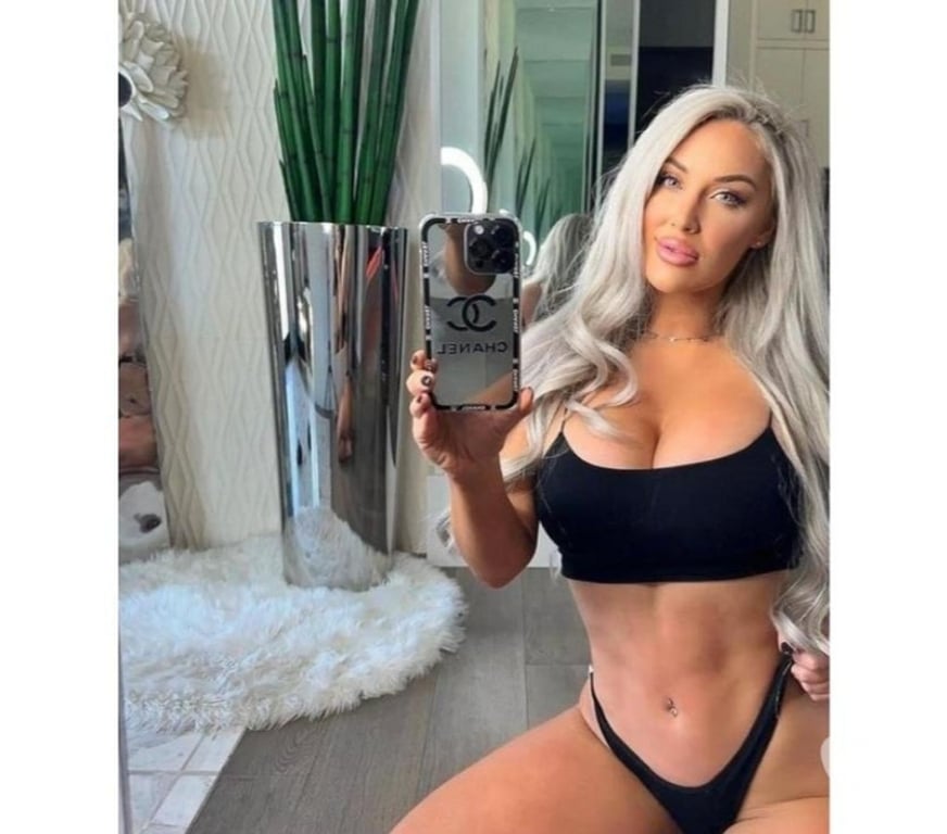 Escorts Worcestershire Redditch - Photos for SEXY and SWEET 🩷 PARTY ONLY OUTCALL OUTCALL