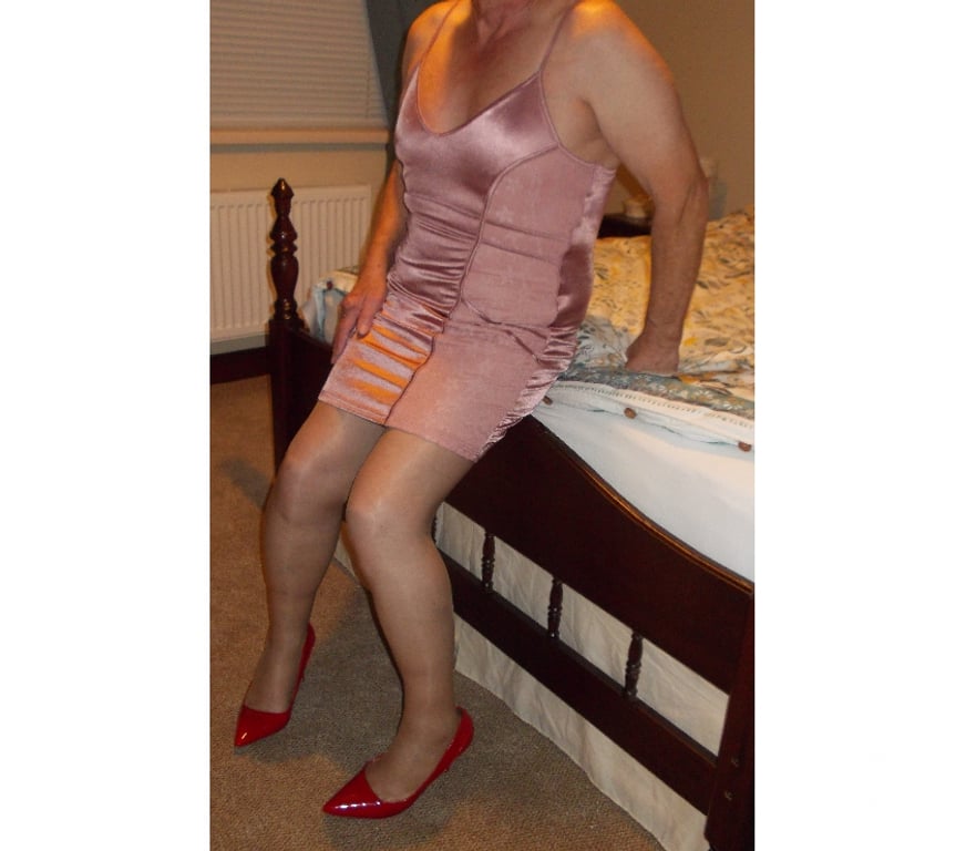 Gay Dating Belfast Belfast City Centre (South) - Belfast - Photos for Mature Attractive Crossdresser