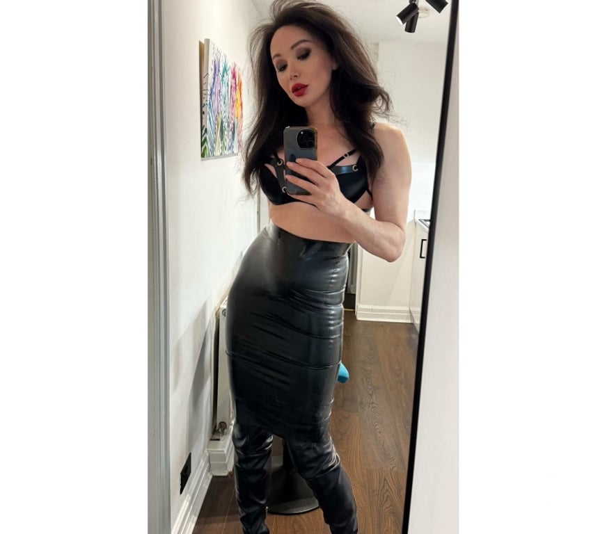 Escorts Greater Manchester Manchester - Photos for 🟨 DOMINANT MILF SKILLED🟪Fine lingerie latex