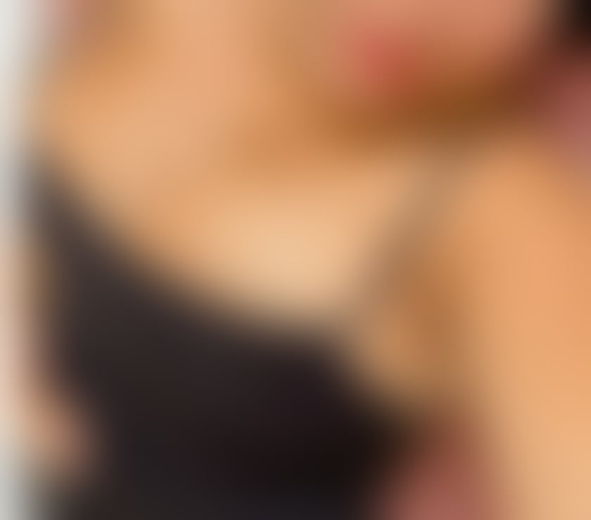 Escorts Greater Manchester Salford - Photos for Quick 30£ curvy Big breasts naughty 😜 party anny