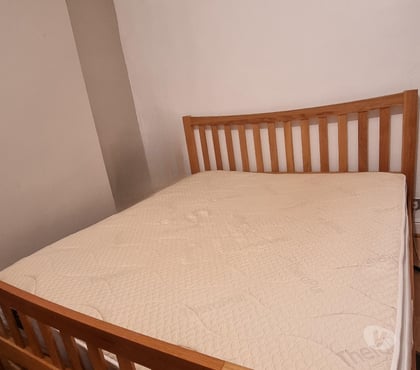 Used furniture Abbey Hey Manchester - Photos for Super KIng Therapur ActiGel 1000 mattress - VG condition