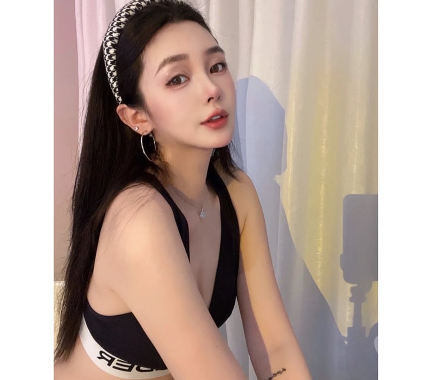 Escorts North Northamptonshire Park Farm Industrial Estate - North Northamptonshire - Photos for A Lovely Asian girl with professional service new in town