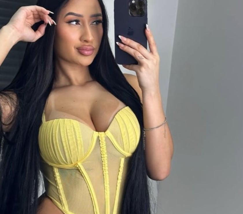 Escorts Edinburgh Edinburgh - Edinburgh - Photos for Brazilian brunette party girl with a sexy body 🇧🇷👅