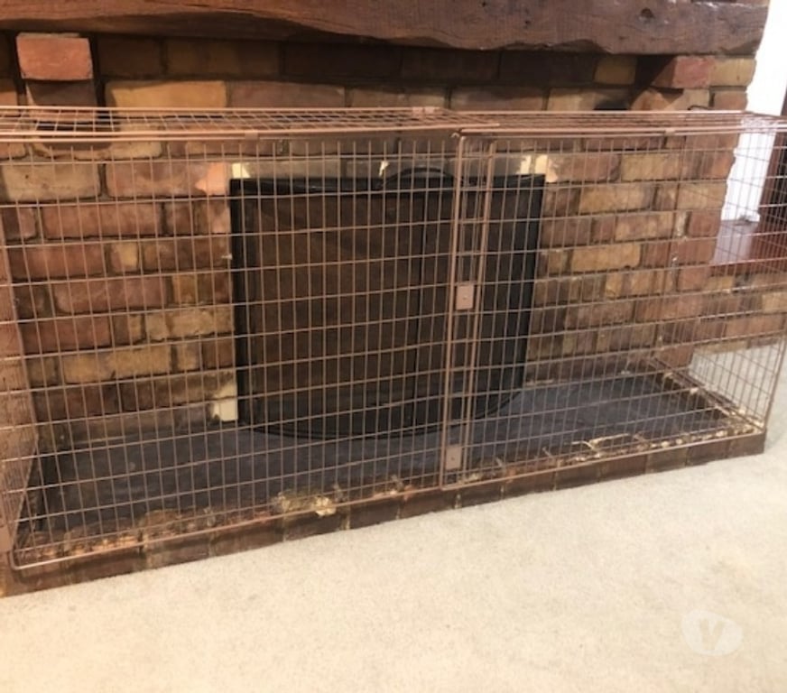 Furniture Essex Maldon - Photos for Fire Guard.... Adjustable Safety..... Made of steel...