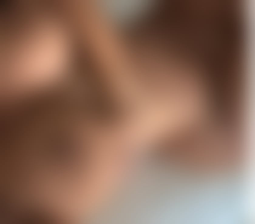 Escorts West Sussex Mid Sussex - Photos for NEW IN TOWN BIG BOOBS AND HORNY OUTCALL PARTY