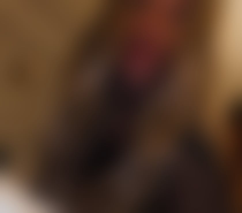 Gay Escorts Reading West Berkshire - Photos for Fem CD NOW in HOTEL