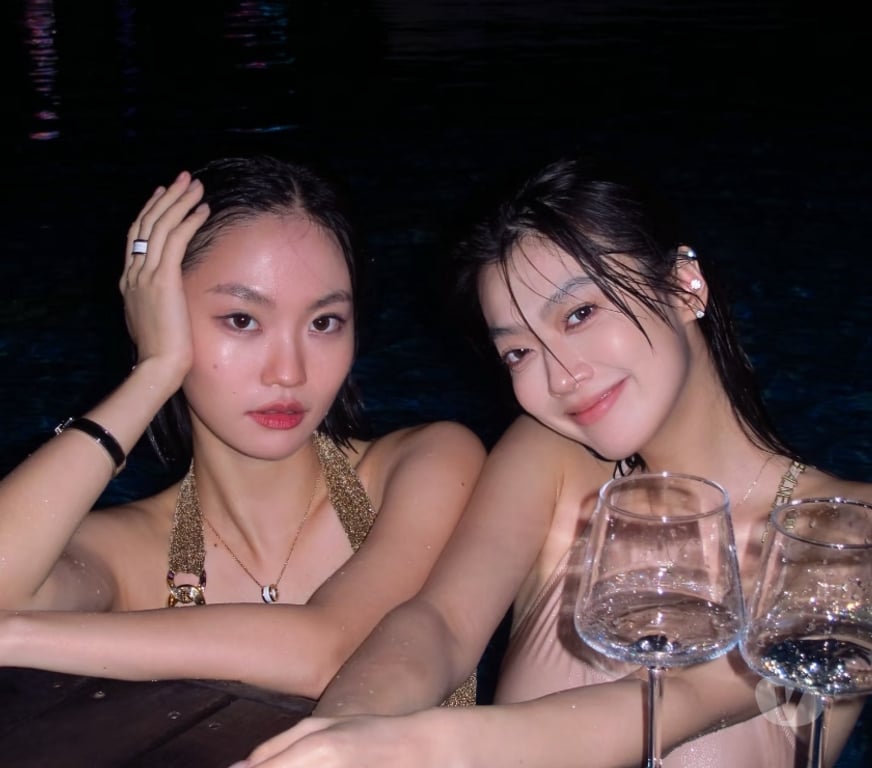 Escorts Central London Oxford Street - Central London - Photos for 🍑 Two Real Asian Girls – Tight, Sweet & Addictive 💦