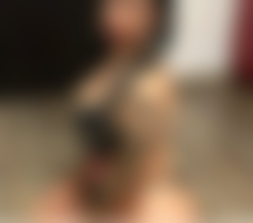 NEW NEW IN YOUR CITY PARTY GIRL REAL