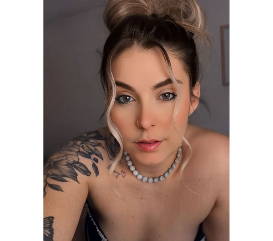Escorts East London Leyton - East London - Photos for ✦𝓛 𝓤 𝓜 𝓘 𝓝 𝓐✦