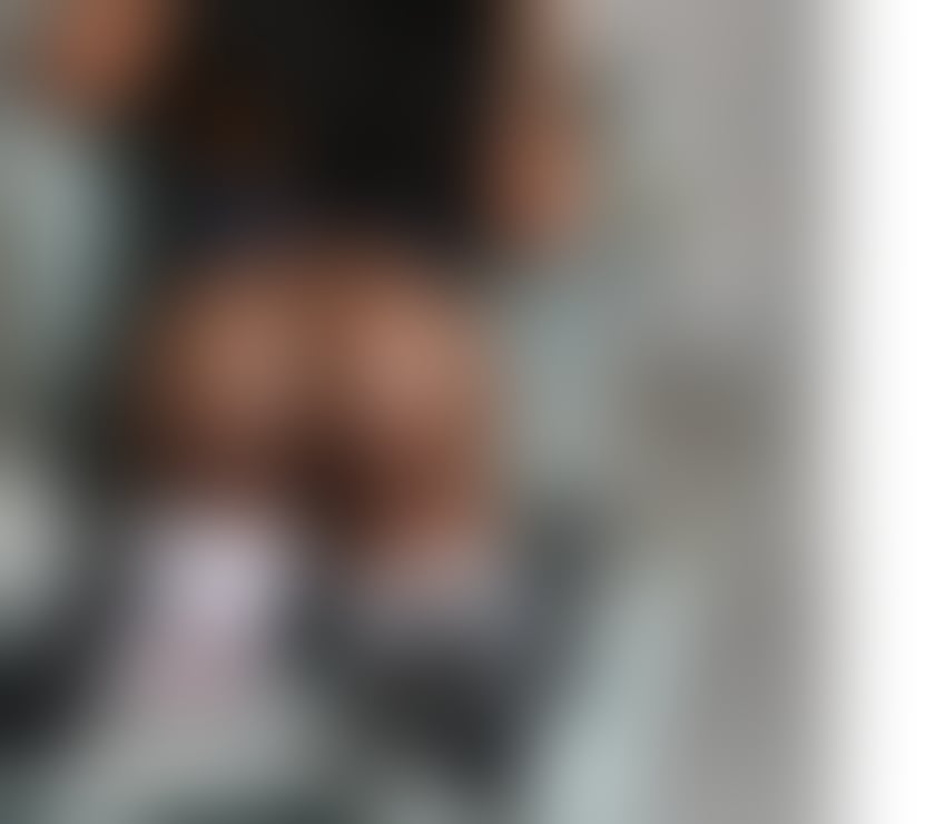 Escorts Surrey Spelthorne - Photos for Naughty Colombian transsexual completes huge endowment