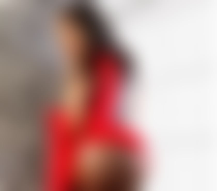 Escorts Surrey Spelthorne - Photos for Naughty Colombian transsexual completes huge endowment