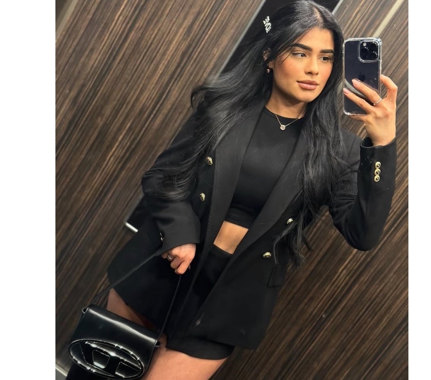 Brenda Brazilian brunette