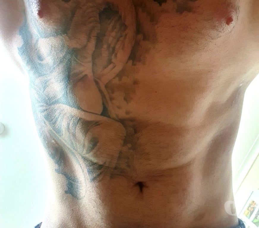 Escorts West Sussex Crawley - Photos for A lone wolf exploring the evergreen 🌲 🌳 🌙