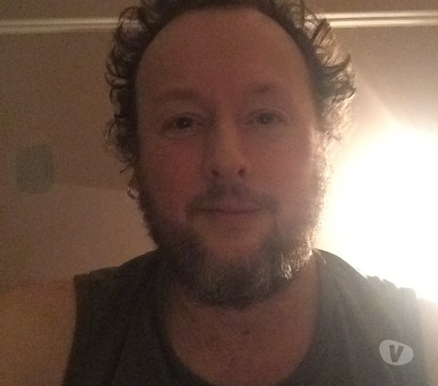 Escorts Nottinghamshire Broxtowe - Photos for Exciting or sensual and relaxing massage.