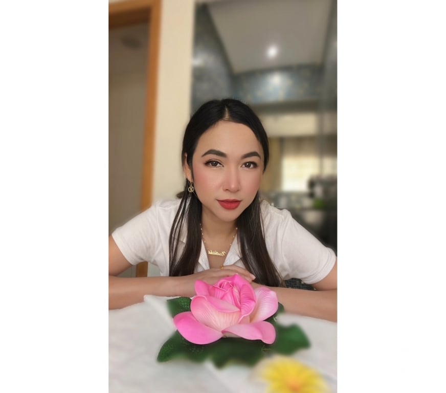 Escorts Aberdeen Aberdeen City Centre - Aberdeen - Photos for Nan Good Massage Thai oil Nuru in aberdeen AB25