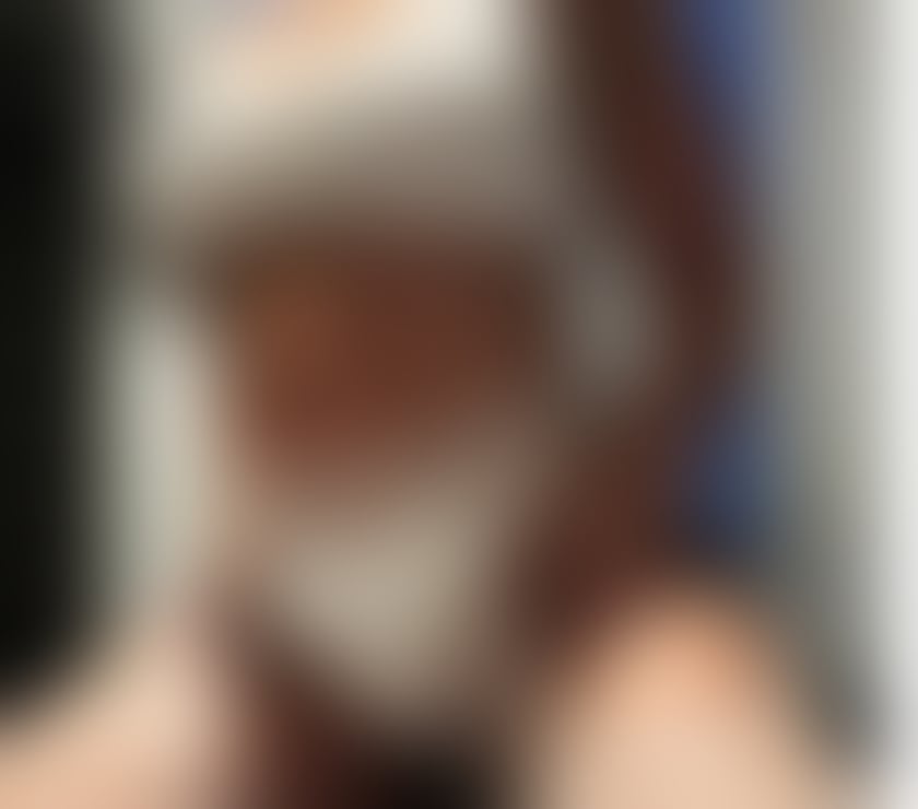 Escorts Devon Torbay - Photos for HOT ASS MILF ENGLISH BRUNETTE LOTS OF FUN