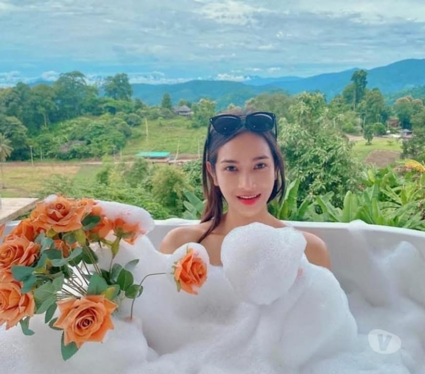 Escorts West Midlands Birmingham - Photos for Hi i am Almond Thai best service real pic