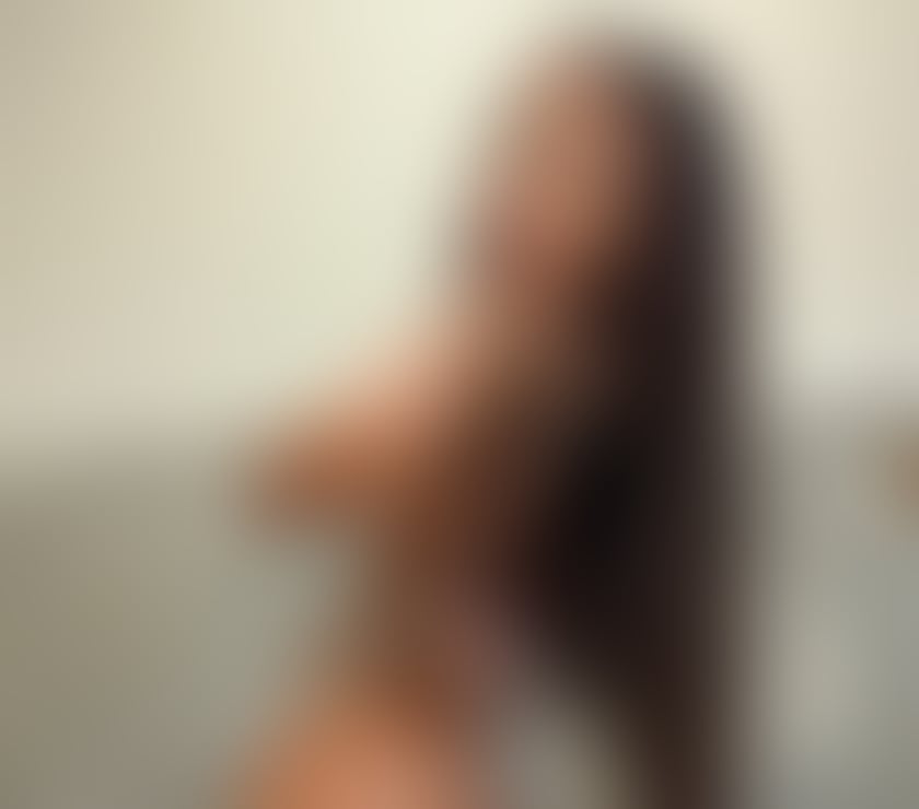 Escorts West Yorkshire Calderdale - Photos for Full GFE🍆💦Party girl🥂Dont rush