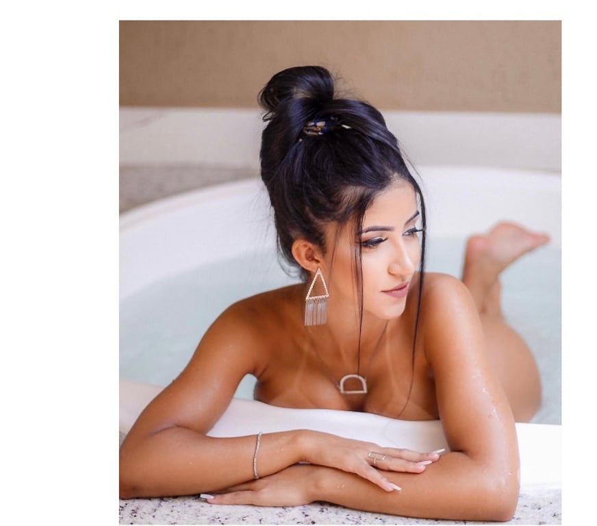 Escorts South West London Kingston upon Thames - Photos for Sexy body , party girl 🥰