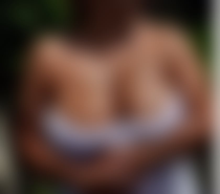 Escorts East London Stratford - East London - Photos for Mature Laura ❤ Natural big boobs 💋