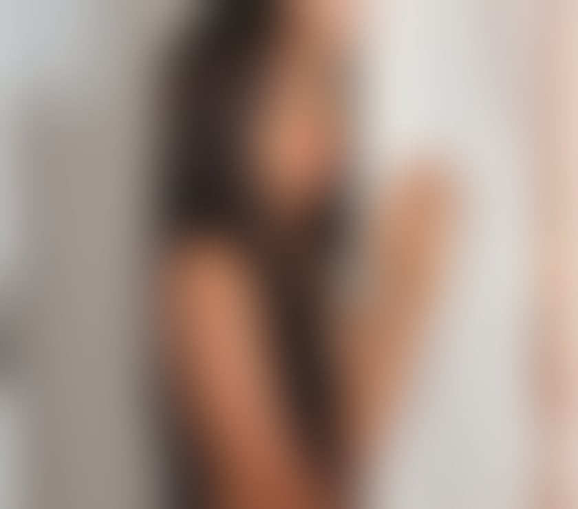 Escorts North West London Cricklewood - North West London - Photos for Charms & Connections