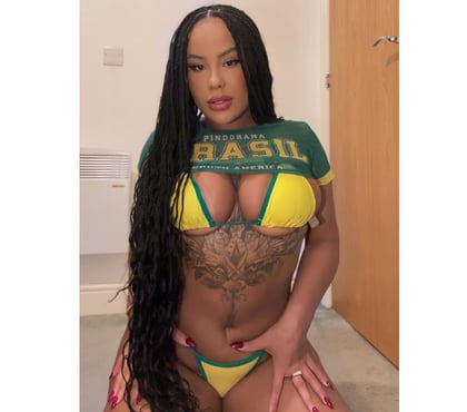 Photos for Tropical Brunette with a Big Booty 🔥😈