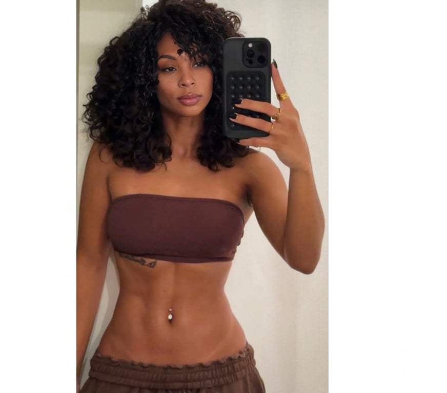 Escorts East London Cambridge Heath - East London - Photos for Rosalia 🇧🇷🍒 100% real party brunette