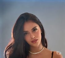 LOVE YOUTH BEAUTY 💘 A sweet girl NEW to the UK