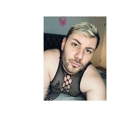  Escorts & Erotic Massage Gillingham Medway - Kent - Photos for Taylor My last 10 days in England ☺️🇬🇧