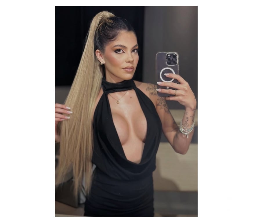 Escorts West London Ealing Broadway - West London - Photos for BLONDE PARTY GIRL 🇧🇷